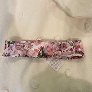 Lululemon Fly Away Tamer Headband II Lux